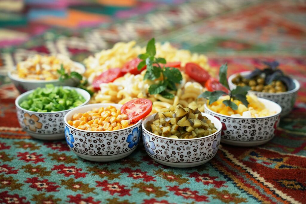 Domowa pasta tahini: jak uprażyć i zmielić sezam, aby pasta nie była gorzka